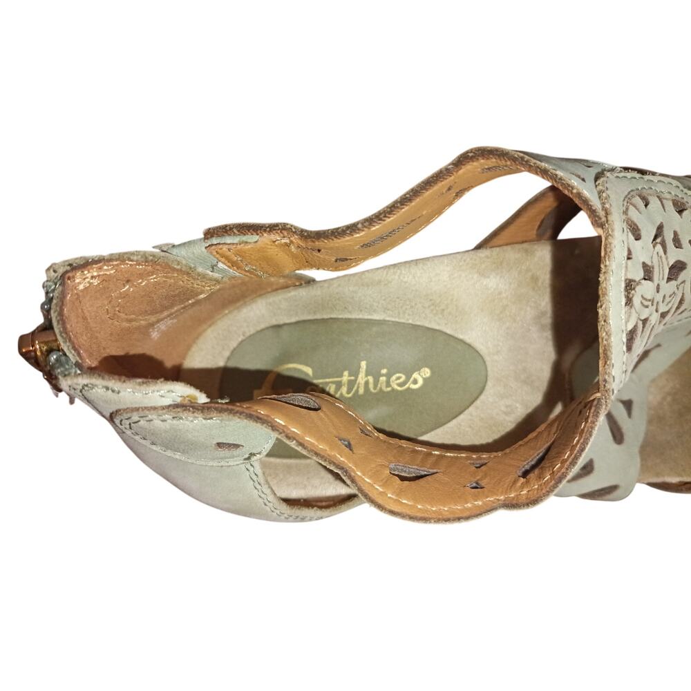 Earthies Sage green Wedge Sandals Cushioned size 8 - Picture 5 of 5